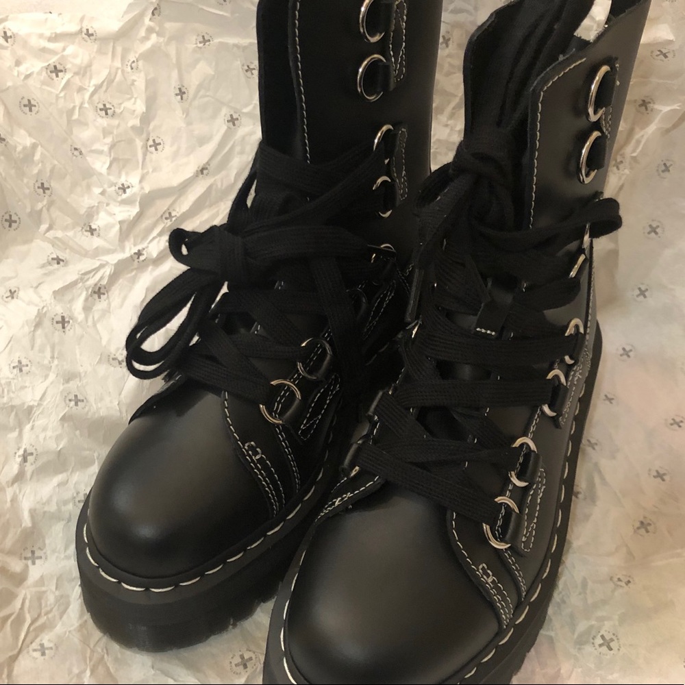 Dr Martens Jadon XL Black - Women US 8 / Men US 7